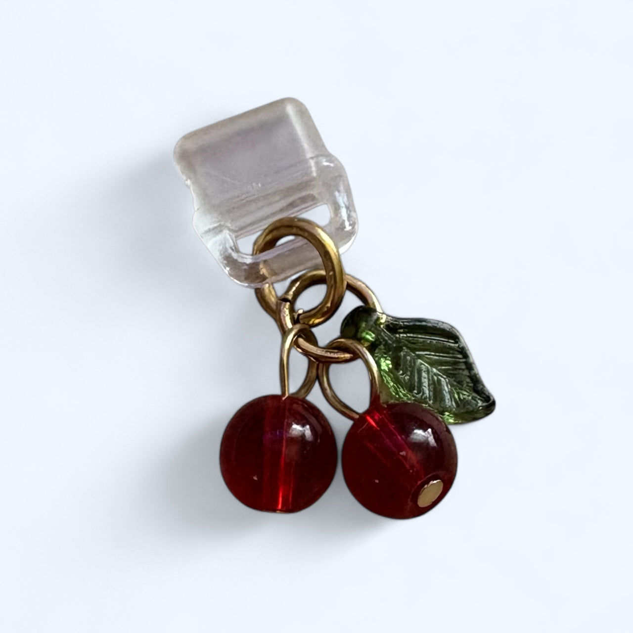 Cherry Charm | Kindle, iPad, iPhone (C-Port)